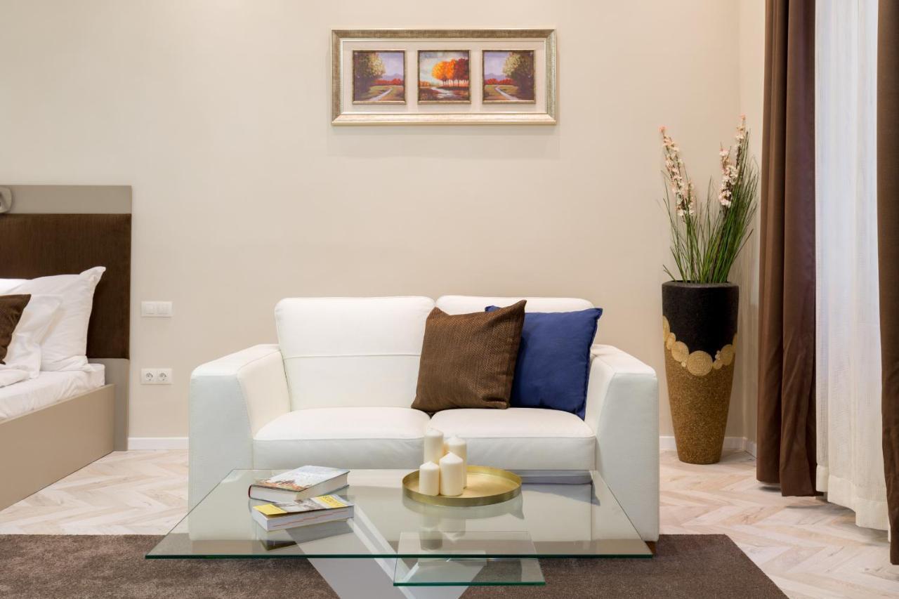 Cozy Dream Home In The Absolute Center Boedapest Buitenkant foto