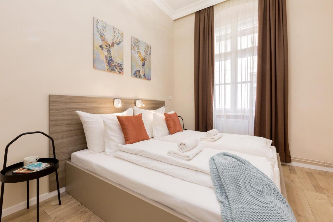Cozy Dream Home In The Absolute Center Boedapest Buitenkant foto