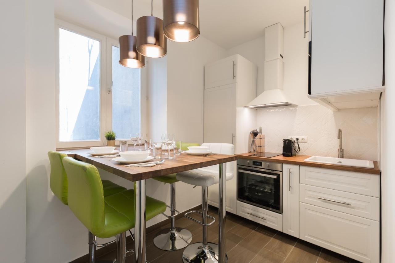 Cozy Dream Home In The Absolute Center Boedapest Buitenkant foto